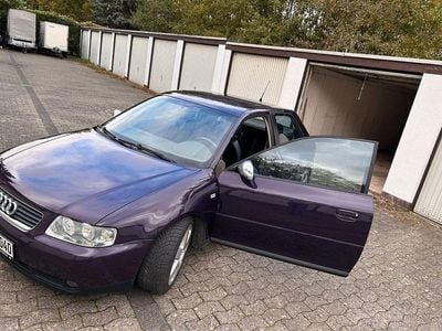 Gebraucht Audi A3 Attraction 190 PS (139 kW) 2002 Violett Limousine