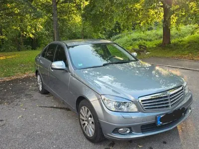 Gebraucht Mercedes C200 Elegance 184 PS (135 kW) 2007 Silber Limousine