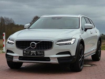 Gebraucht Volvo V90 CC Pro 190 PS (139 kW) 2019 Weiß Kombi