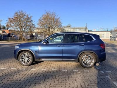Blau Gebraucht 2020 BMW X3 Luxury Line SUV | 29.900 € (Guter Preis)