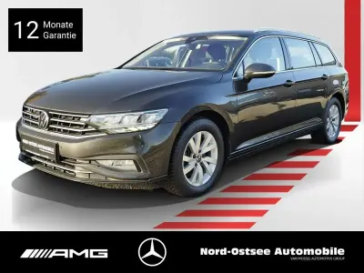 Gebraucht VW Passat Business 150 PS (110 kW) 2022 Mangangrau metallic Kombi