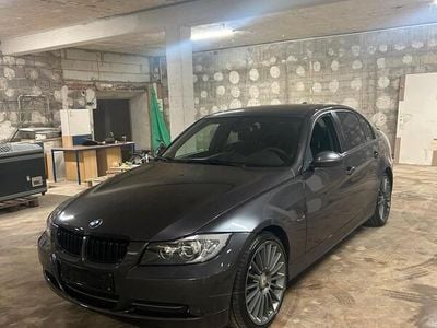 BMW 325