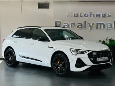 Gebraucht Audi e-tron S-Line 300 kW (408 PS) 2022 Weiß SUV