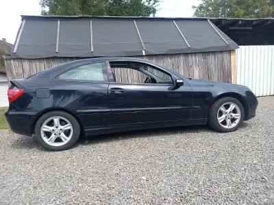 Gebraucht Mercedes CL200 122 PS (89 kW) 2004 Schwarz Coupé
