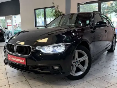 Gebraucht BMW 330 Advantage 252 PS (185 kW) 2018 Schwarz Kombi