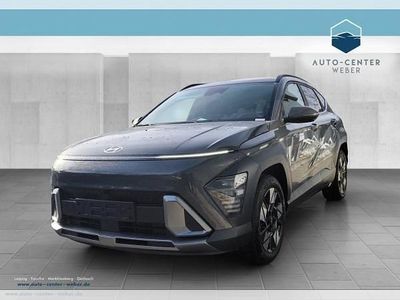 Neu Hyundai Kona Trend 129 PS (94 kW) 2025 Grau (ecotronic gray) SUV