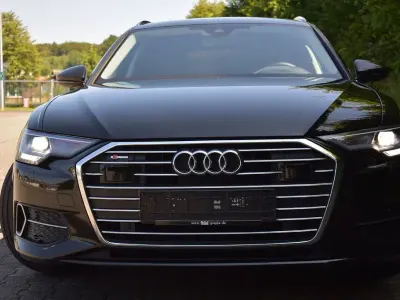 Gebraucht Audi A6 Sport 163 PS (119 kW) 2021 Schwarz Limousine