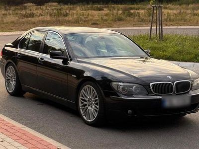 BMW 730