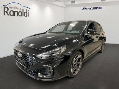 Neu Hyundai i30 N Line 140 PS (102 kW) 2025 Schwarz Limousine