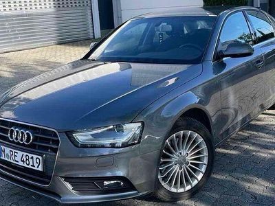 Gebraucht Audi A4 Sport 150 PS (110 kW) 2014 Grau Limousine