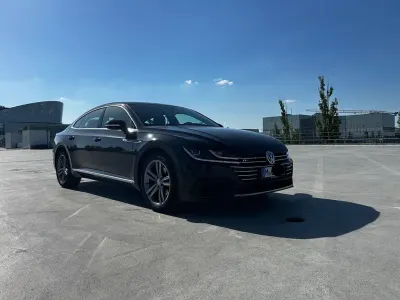 Gebraucht VW Arteon R-line 150 PS (110 kW) 2019 Grau Kleinwagen