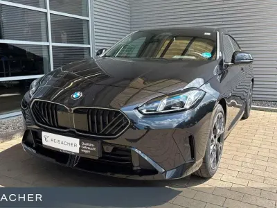 Gebraucht BMW 220 Shadowline 170 PS (125 kW) 2025 Saphirschwarz metallic Coupé