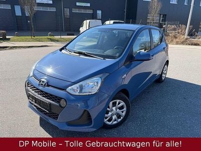Usata Hyundai i10 Trend 67 CV (49 kW) 2017 Blu Utilitaria