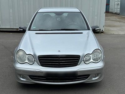Mercedes C180