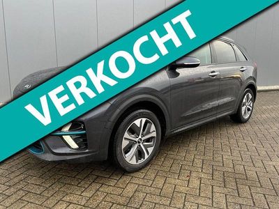 Grau Gebraucht 2020 Kia e-Niro SUV | 14.900 € (Fairer Preis)