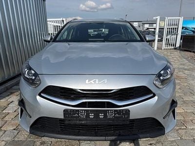 Second-hand Kia Ceed Sportswagon 140 CP (102 kW) 2024 Argintiu Break
