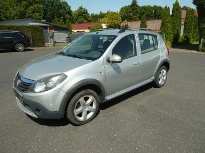 Gebraucht Dacia Sandero Stepway 68 PS (50 kW) 2009 Grau SUV