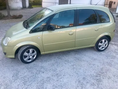 Gebraucht Opel Meriva 105 PS (77 kW) 2006 Grün Van / Kleinbus