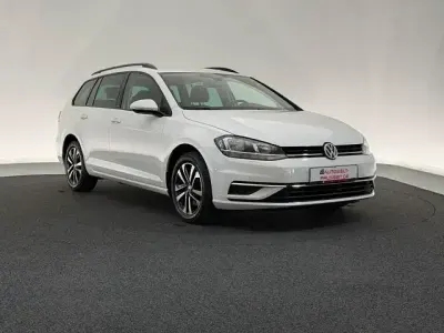 Gebraucht VW Golf VII United 150 PS (110 kW) 2020 Weiß Kombi