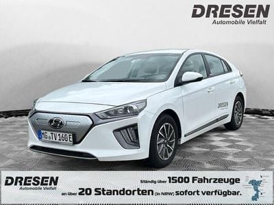 Gebraucht Hyundai Ioniq Trend 100 kW (136 PS) 2022 Weiss Kleinwagen