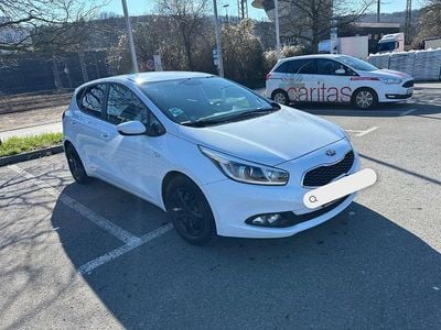 Usata Kia Ceed 99 CV (72 kW) 2013 Utilitaria