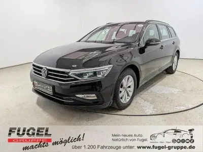 Gebraucht VW Passat Business 150 PS (110 kW) 2023 Deep black perleffekt Kombi