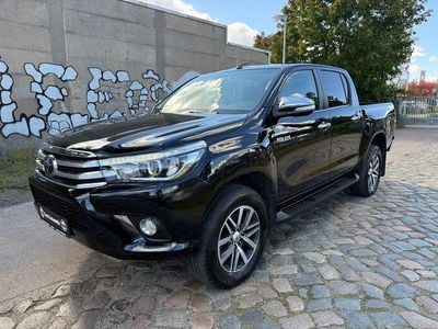 Gebraucht Toyota HiLux Executive 150 PS (110 kW) 2017 Attitude black mc. Abholung