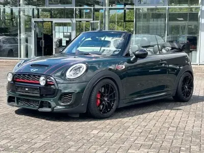 Gebraucht Mini John Cooper Works Cabriolet 231 PS (169 kW) 2016 Rebel green Cabrio