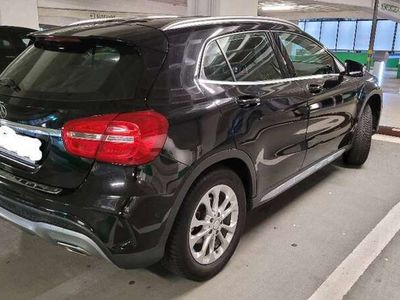 gebraucht Mercedes GLA200 Edition StreetStyle Pan.-SD 1. Hd TÜV neu