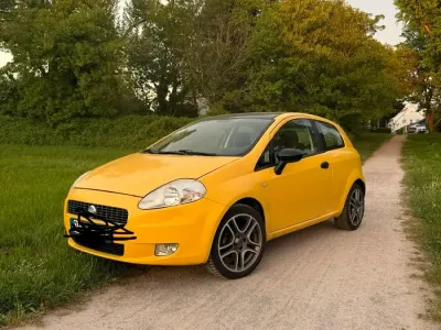 Usata Fiat Punto 65 CV (47 kW) 2007 Giallo Utilitaria