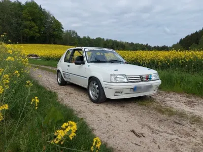 Gebraucht Peugeot 205 105 PS (77 kW) 1990 Kleinwagen