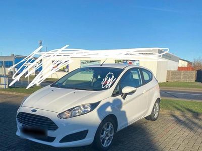 Gebraucht Ford Fiesta 2011 Weiß Kleinwagen