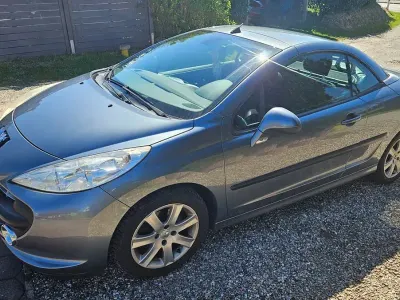 Gebraucht Peugeot 207 CC Sport 120 PS (88 kW) 2007 Blau Cabrio