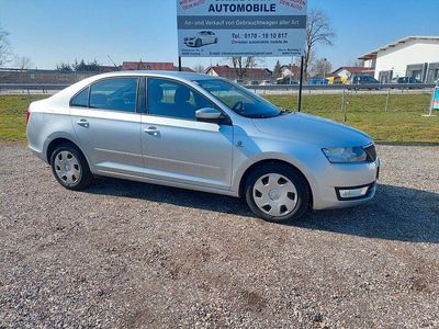 Gebraucht Skoda Rapid Elegance 105 PS (77 kW) 2014 Silber Kleinwagen