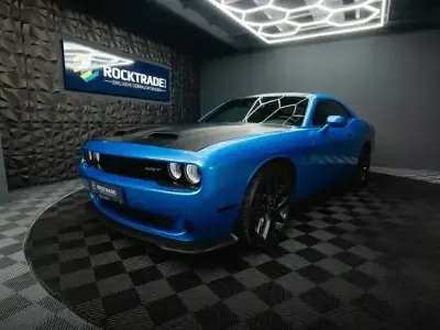 Gebraucht Dodge Challenger 379 PS (278 kW) 2024 Blau Coupé