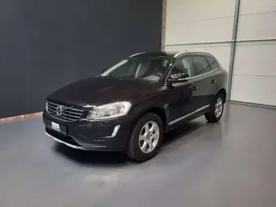 Gebraucht Volvo XC60 Summum 150 PS (110 kW) 2015 Schwarz SUV