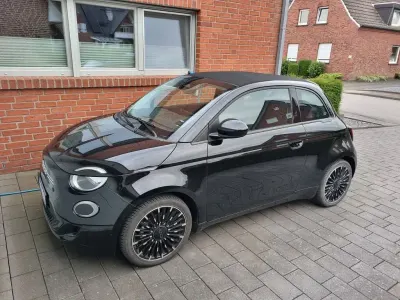 Gebraucht Fiat 500e Icon 86 kW (118 PS) 2022 Schwarz Cabrio
