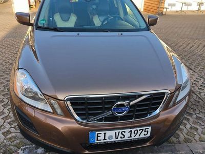Braun Gebraucht 2012 Volvo XC60 Ocean Race SUV | 11.600 € (Etwas zu teuer)