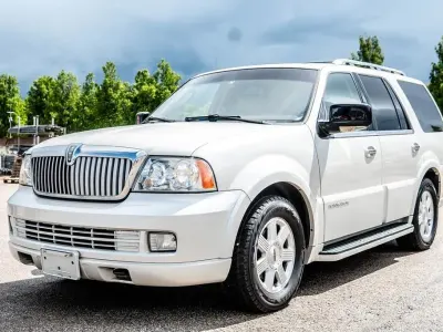 Gebraucht Lincoln Navigator 305 PS (224 kW) 2005 Weiß SUV
