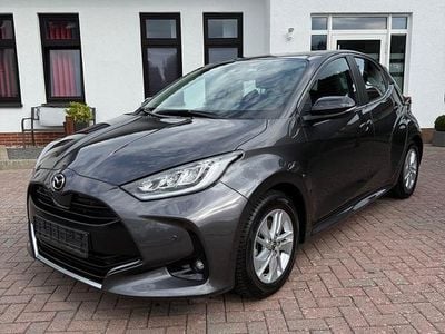 Grau Gebraucht 2022 Mazda 2 Kleinwagen | 19.500 € (Fairer Preis)