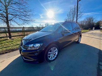 Gebraucht VW Golf Sportsvan Comfortline 150 PS (110 kW) 2018 Schwarz Van / Kleinbus