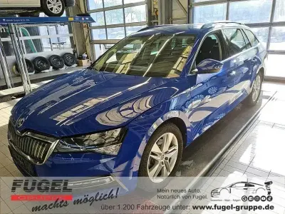 Gebraucht Skoda Superb Ambition 218 PS (160 kW) 2021 Energyblau Kombi