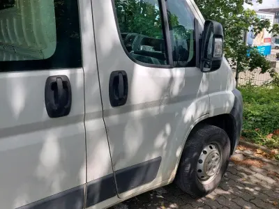 Gebraucht Peugeot Boxer 131 PS (96 kW) 2013 Weiß Van
