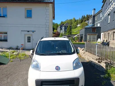 Gebraucht Fiat Qubo Trekking 75 PS (55 kW) 2011 Weiß Van / Kleinbus