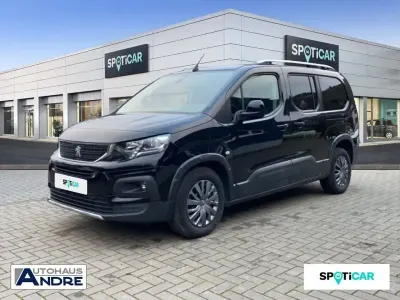 Gebraucht Peugeot Rifter Allure 131 PS (96 kW) 2021 Onyx schwarz Van / Kleinbus