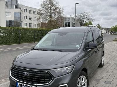 Gebraucht Ford Tourneo Connect Titanium 116 PS (85 kW) 2024 Grau Van / Kleinbus