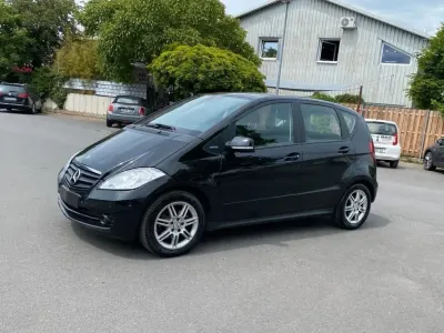 Gebraucht Mercedes A160 Elegance 95 PS (69 kW) 2009 Schwarz Limousine