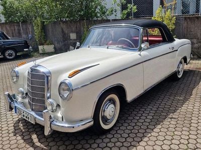Gebraucht Mercedes 220 106 PS (77 kW) 1959 Beige Cabrio