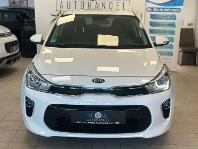 Gebraucht Kia Rio DREAM-TEAM Edition 99 PS (72 kW) 2019 Weiß Limousine