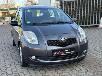 Gebraucht Toyota Yaris Team 87 PS (63 kW) 2008 Grau Kleinwagen